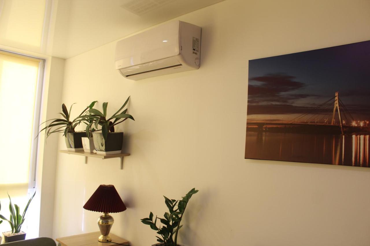 Comfortable Studio Apartments In A Secure Residential Complex Comfort Town Кт-02 Київ Екстер'єр фото