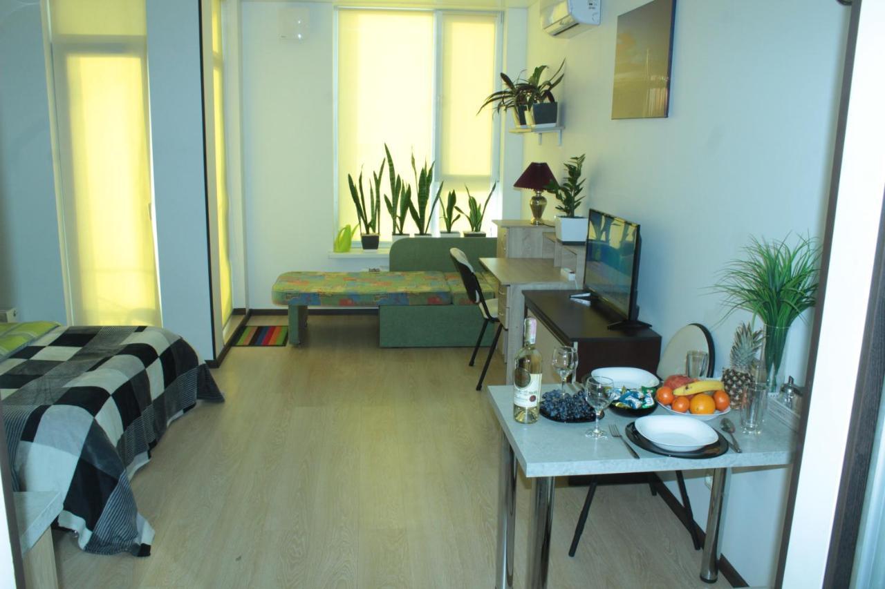 Comfortable Studio Apartments In A Secure Residential Complex Comfort Town Кт-02 Київ Екстер'єр фото