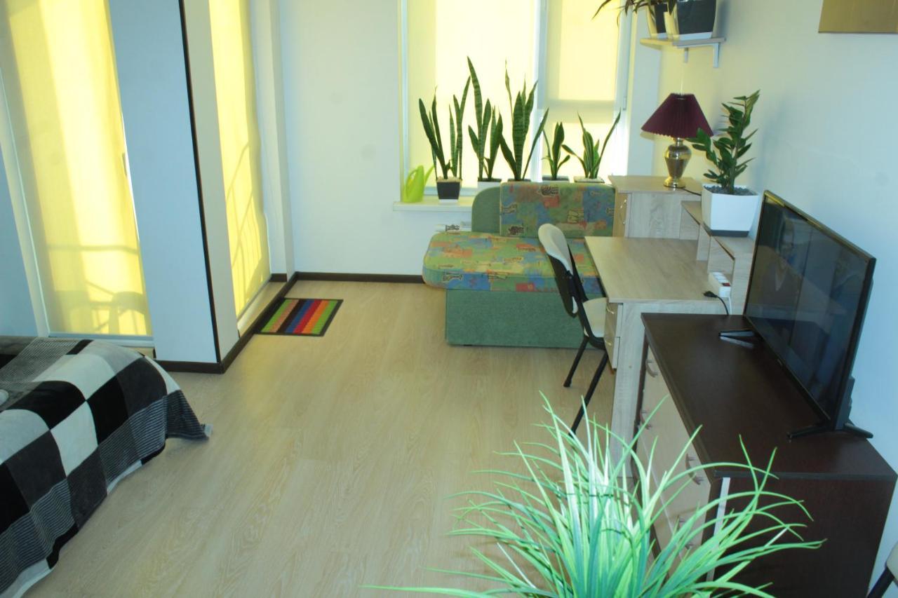 Comfortable Studio Apartments In A Secure Residential Complex Comfort Town Кт-02 Київ Екстер'єр фото