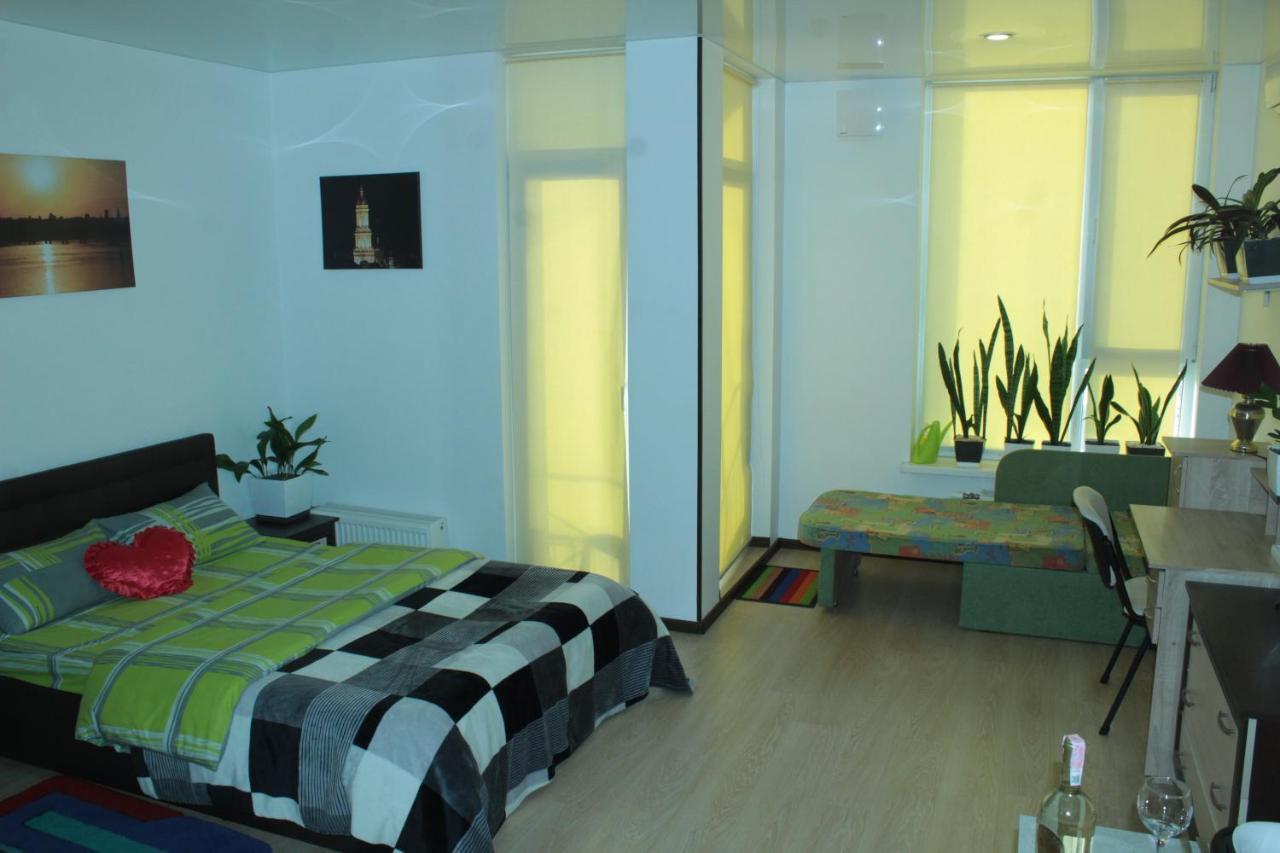 Comfortable Studio Apartments In A Secure Residential Complex Comfort Town Кт-02 Київ Екстер'єр фото