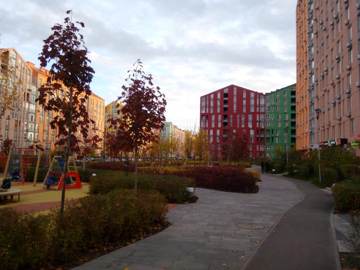 Comfortable Studio Apartments In A Secure Residential Complex Comfort Town Кт-02 Київ Екстер'єр фото